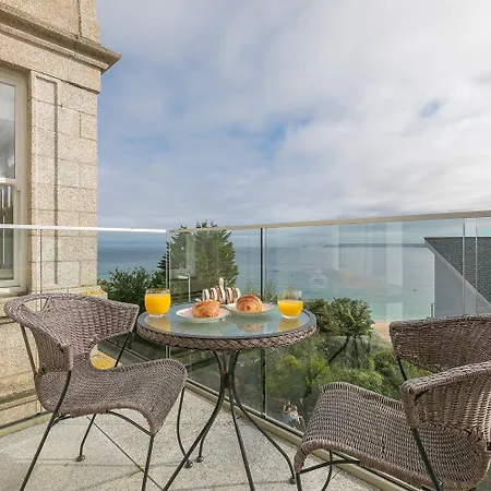 Luxury Lumiere, Sea Views, 3 Bedrooms, Parking Apartment *