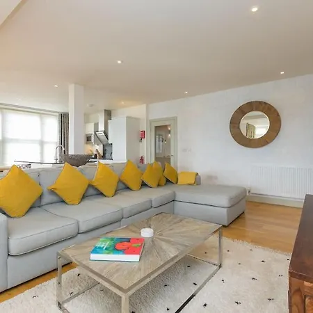 Apartment Luxury Lumiere, Sea Views, 3 Bedrooms, Parking