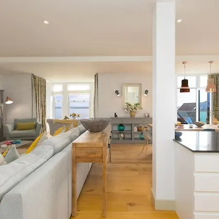 Luxury Lumiere, Sea Views, 3 Bedrooms, Parking * St Ives (Cornwall)